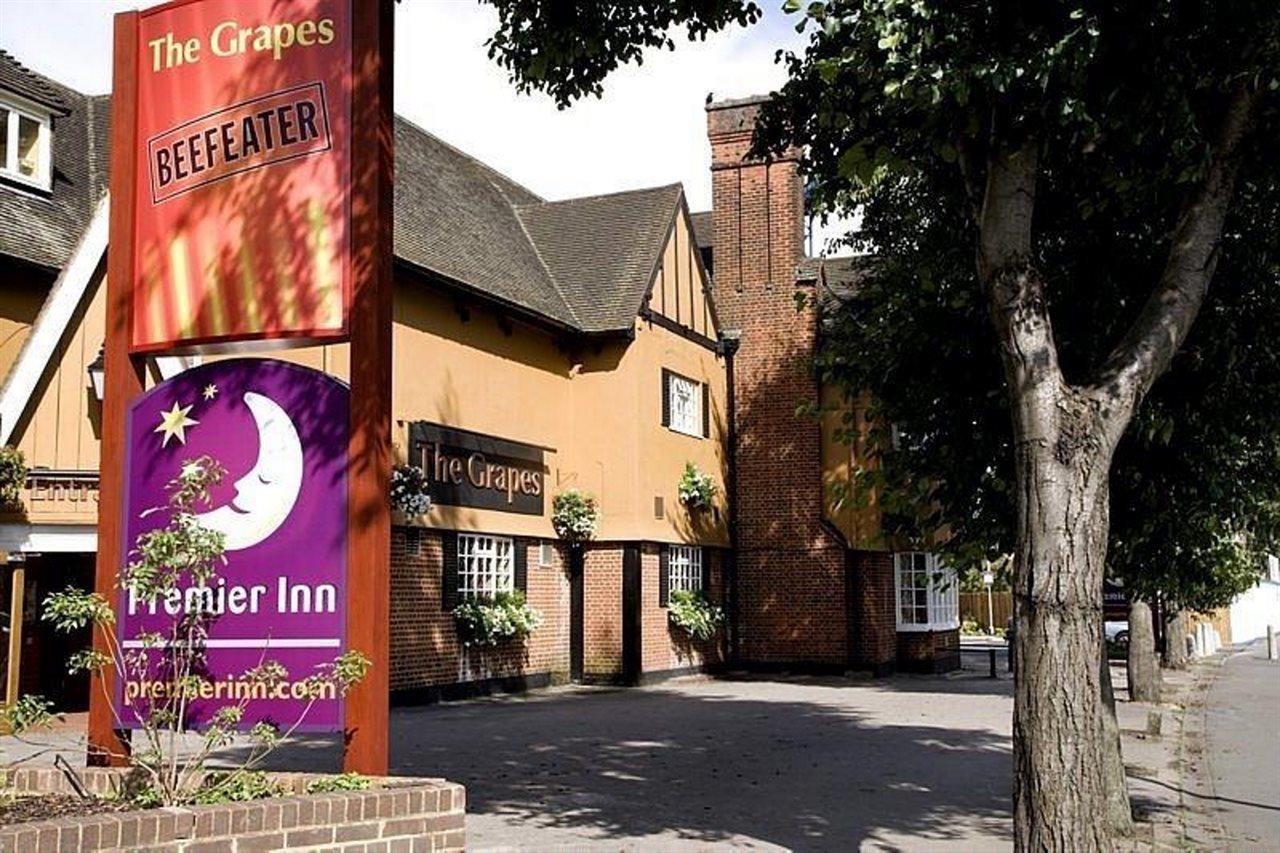Premier Inn London Hayes, Heathrow Хейс Экстерьер фото