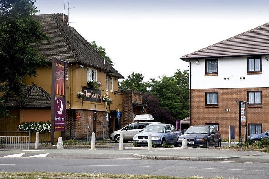 Premier Inn London Hayes, Heathrow Хейс Экстерьер фото